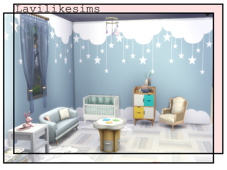 Ein Kinderzimmer in Die Sims 4 mit blauen Wänden, an denen Wolken hängen, an denen Sterne hängen.