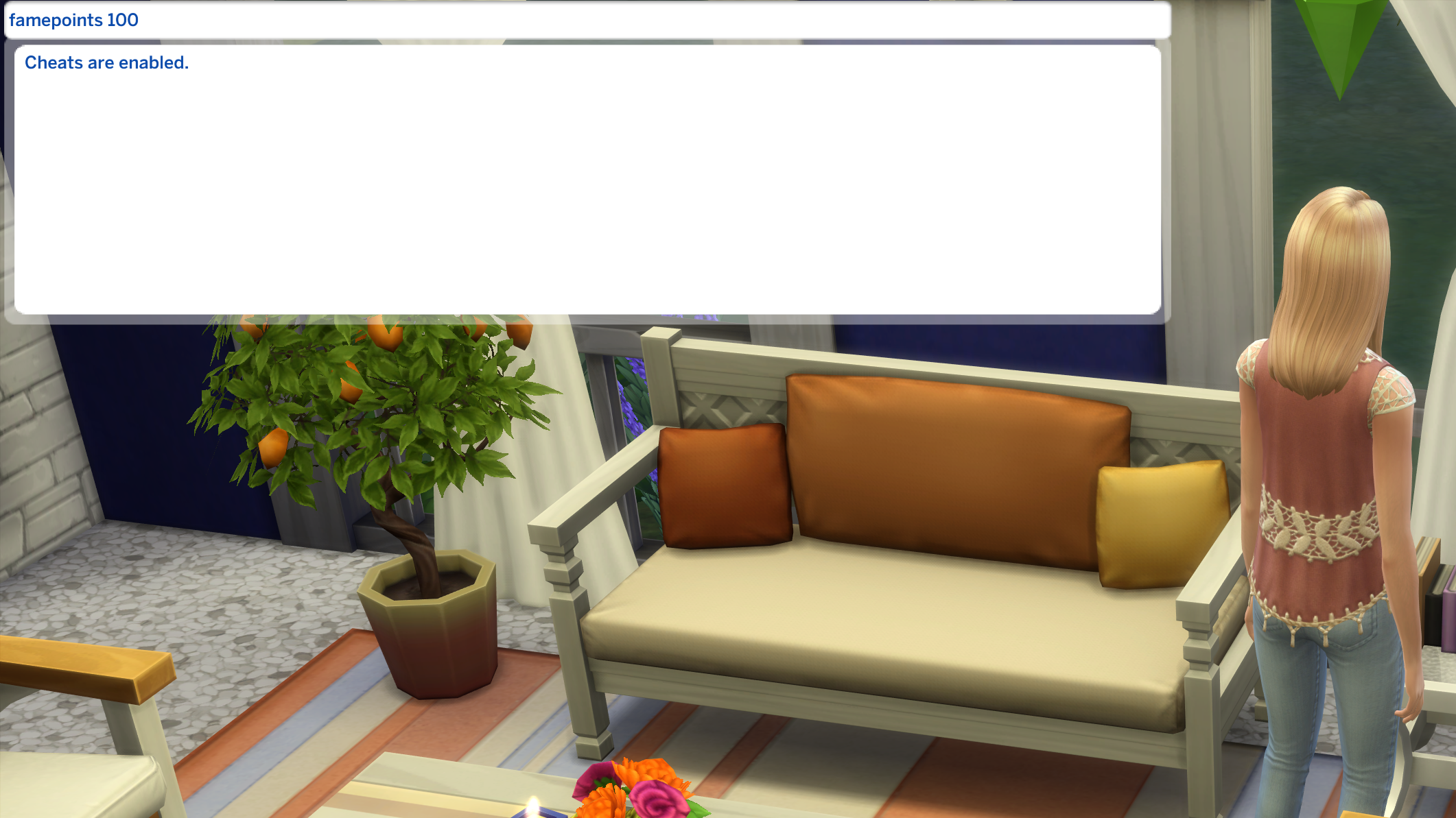 Ein Sim steht mit dem Rücken zur Kamera, und das Cheat-Dialogfeld ist geöffnet mit dem Cheat für 100 Ruhmpunkte für die Sims 4 Berühmt.