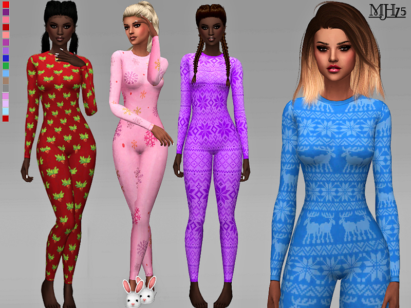 Vier verschiedene Sims, die alle einen Ganzkörper-Onesie tragen. Diese Sims 4 Weihnachts-CC-Pyjamas haben Weihnachtsmuster wie Stechpalmen und Schneeflocken
