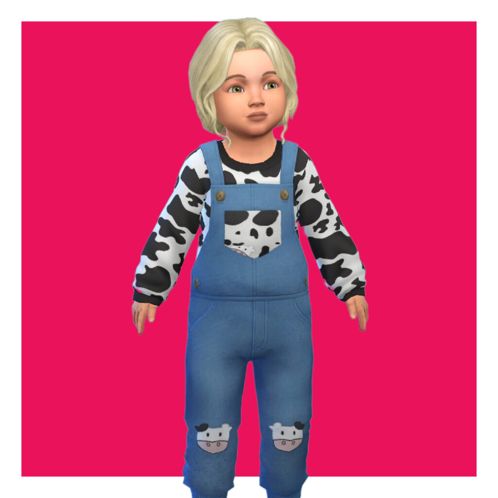 Ein Kleinkind aus Die Sims 4 auf einem leuchtend rosa Hintergrund. Diese Figur trägt einen Pullover mit Kuhmuster unter einer Latzhose mit Kuhmuster auf der Brust und Kuh-Aufklebern auf den Knien.
