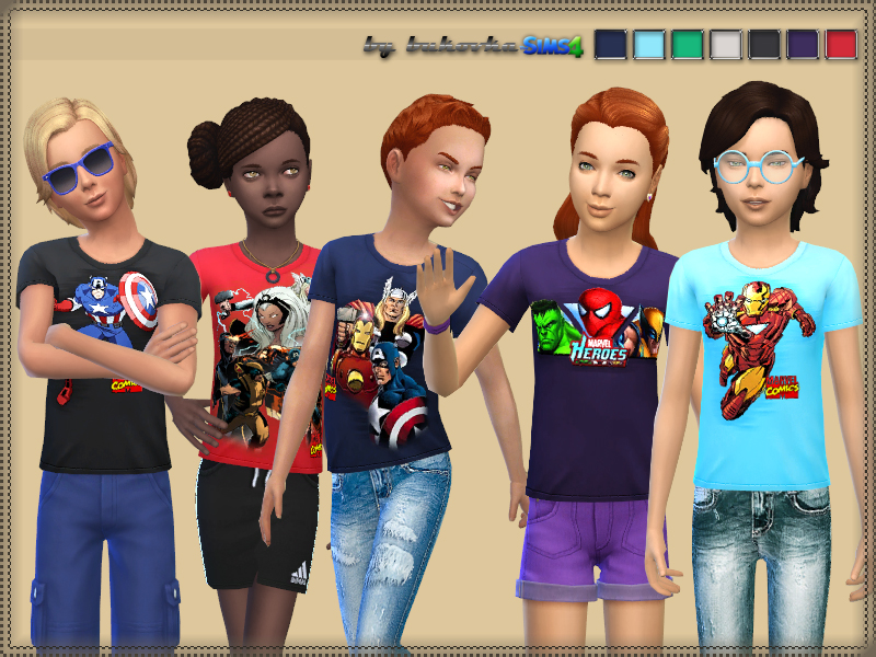 Fünf Sims tragen in Die Sims 4 verschiedenfarbige Marvel-T-Shirts
