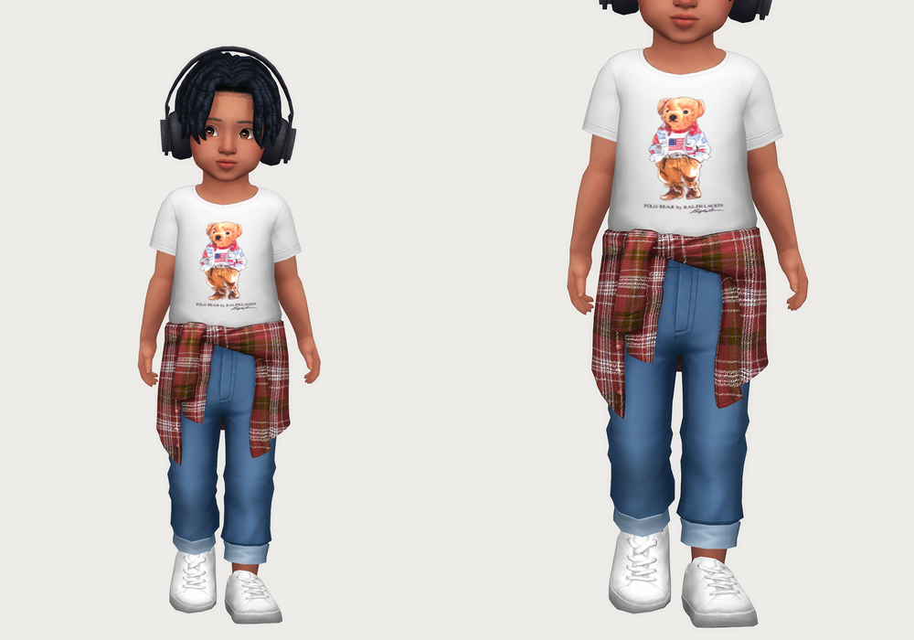 Eine wirklich coole Option für deine Sims 4 CC-Outfits für Kleinkinder mit einem Grafik-T-Shirt, einem karierten Hemd um die Taille gebunden und einer blauen Jeans