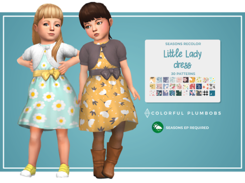 Zwei Sims aus Die Sims 4, die Kleinkinder sind und in CC-Kleidern für eine Hochzeit gekleidet sind.