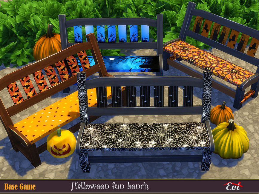 Ein Set von Bänken mit Halloween-Stoff