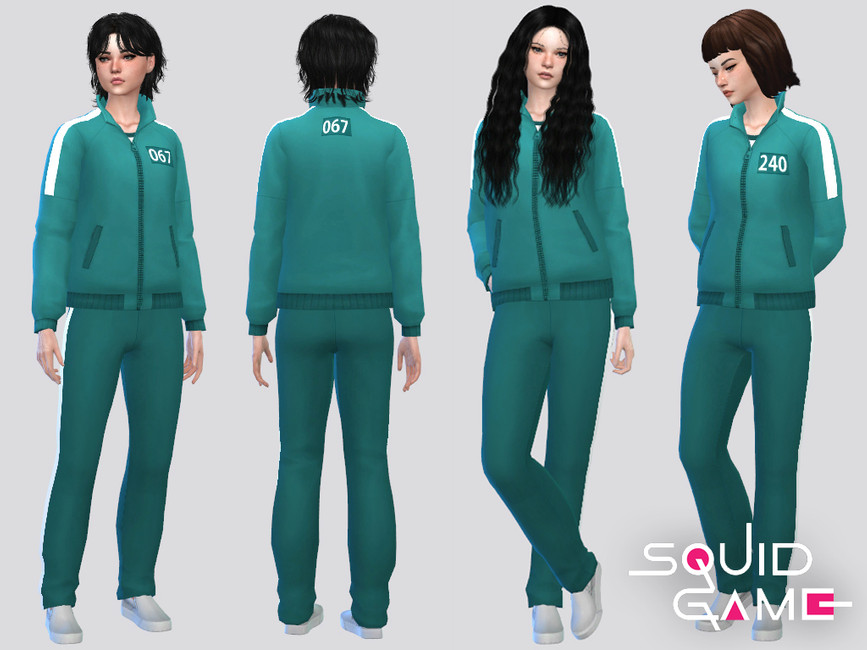 Vier Sims tragen die Trainingsanzug-Outfits aus der beliebten Show Squid Games
